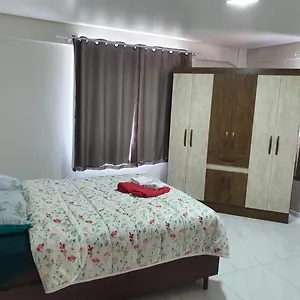  Apartamento Com. Cardumes Apto 203